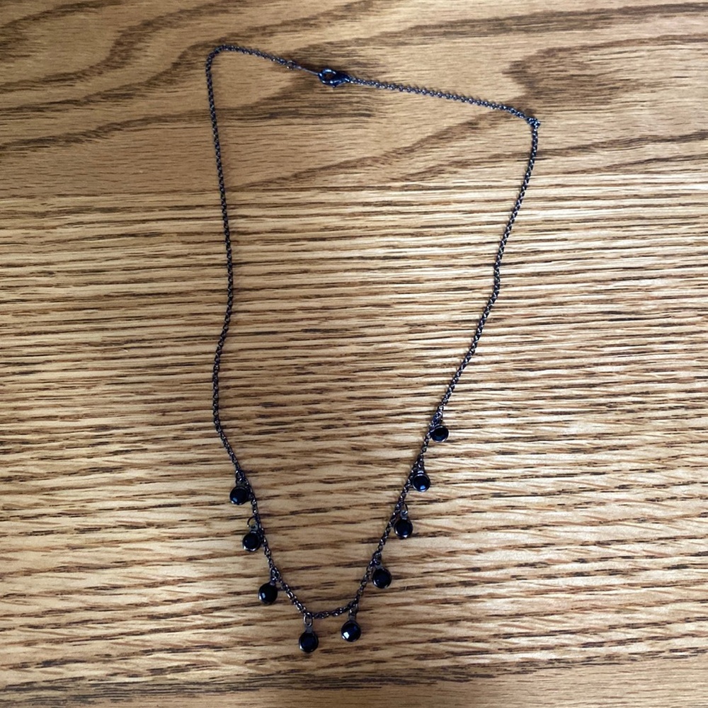 Dainty black necklace